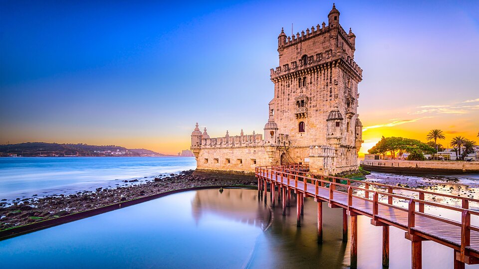 lisbon portugal tower