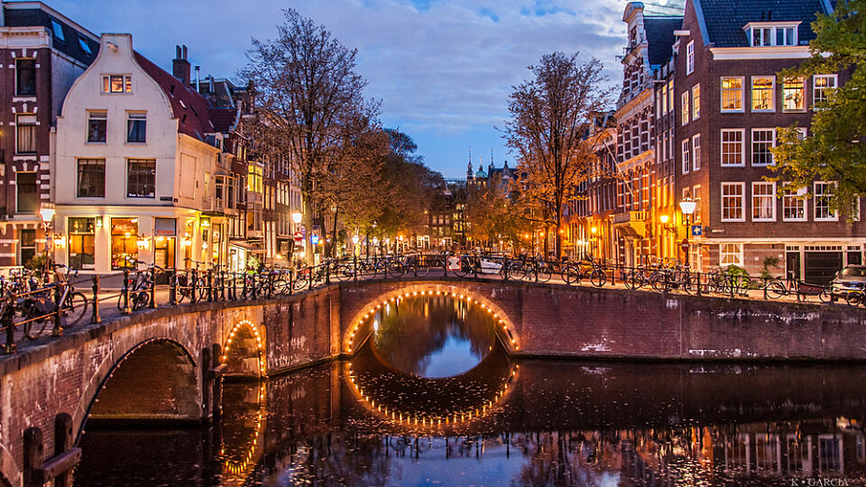 unesco world heritage listed canals amsterdam